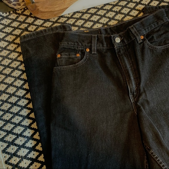 Vintage Levi’s 550 Relaxed Fit - Picture 10 of 10